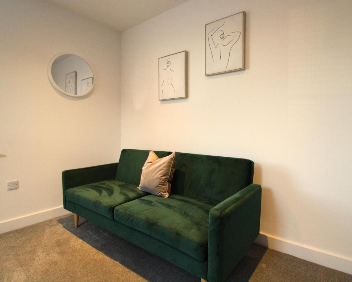 No 10 @Short Stays Basingstoke Eksteriør billede