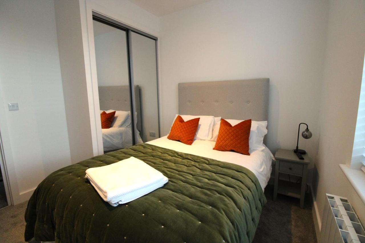 No 10 @Short Stays Basingstoke Eksteriør billede