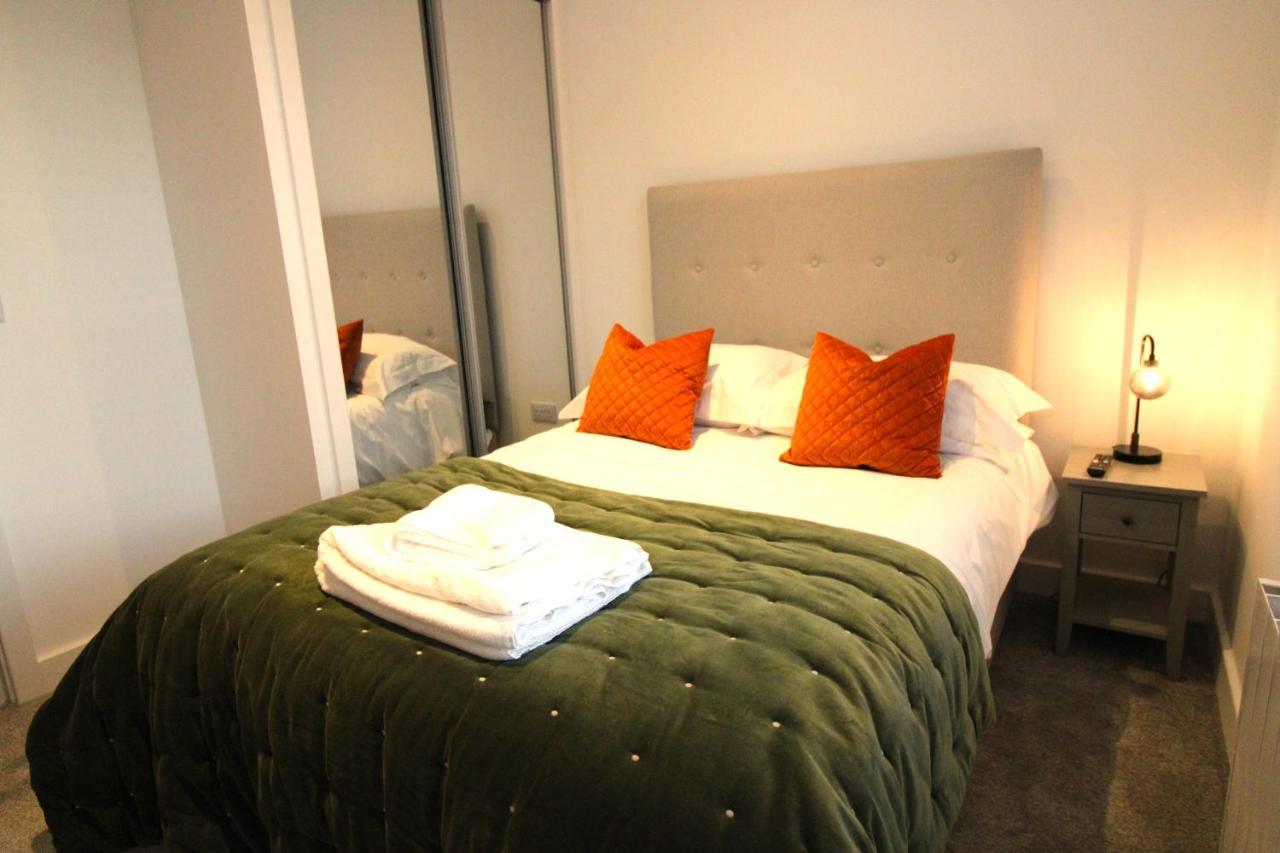 No 10 @Short Stays Basingstoke Eksteriør billede